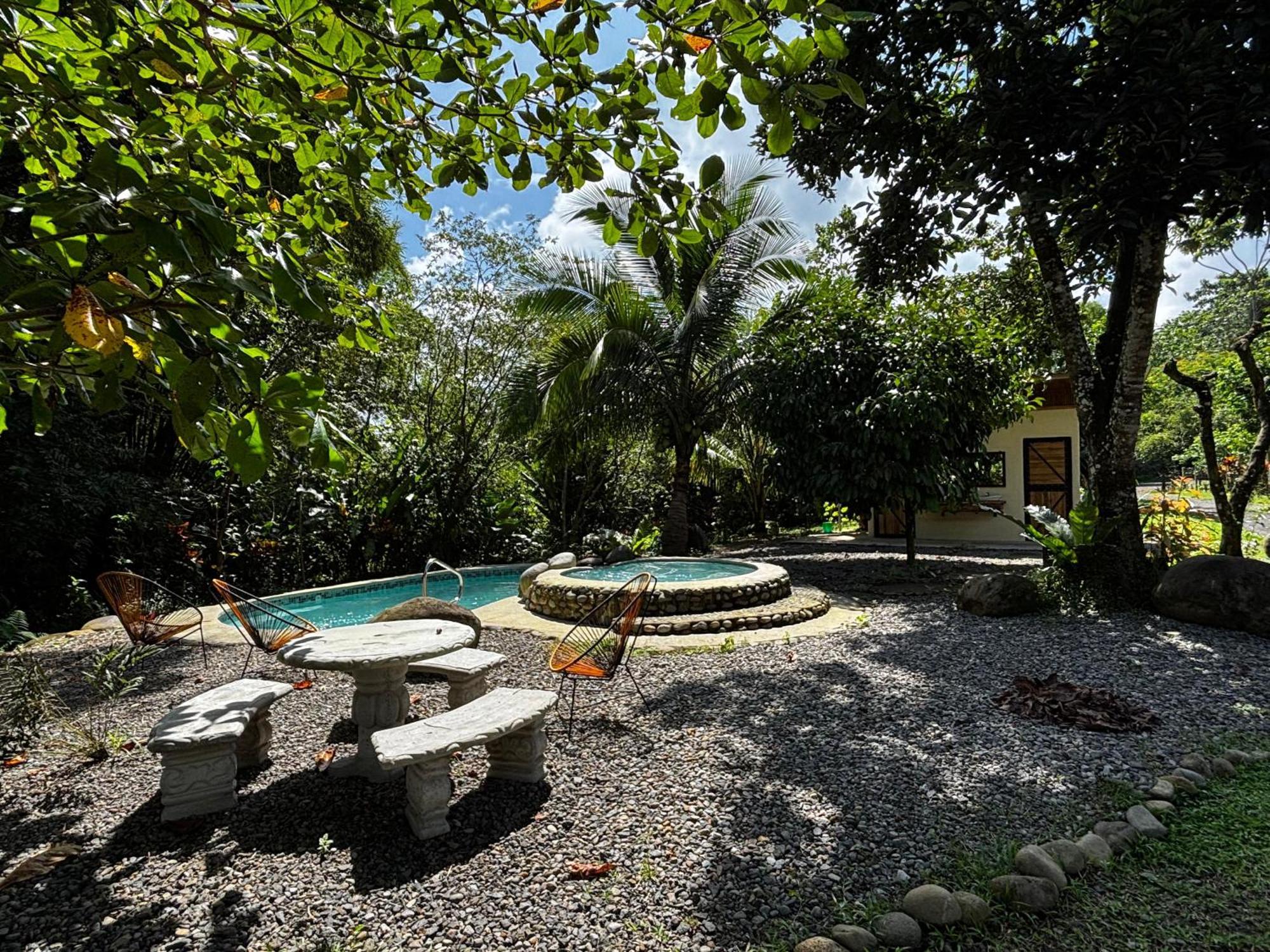 Bamboo River Lodge Horquetas Екстериор снимка